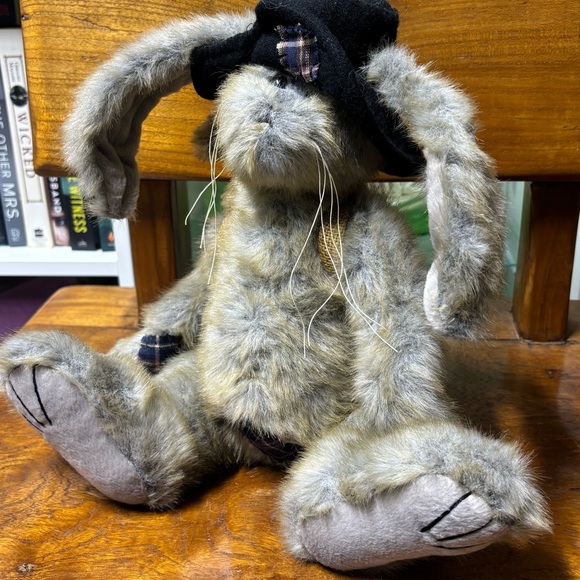 Adorable vintage Bearington Rags and Bags bunny rabbit with smaller toy bunny - Picture 7 of 11
